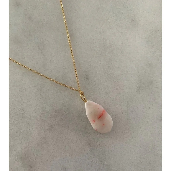 Gold Vintage Style Stone Star Burst Pendant Necklace - Picture 3 of 6